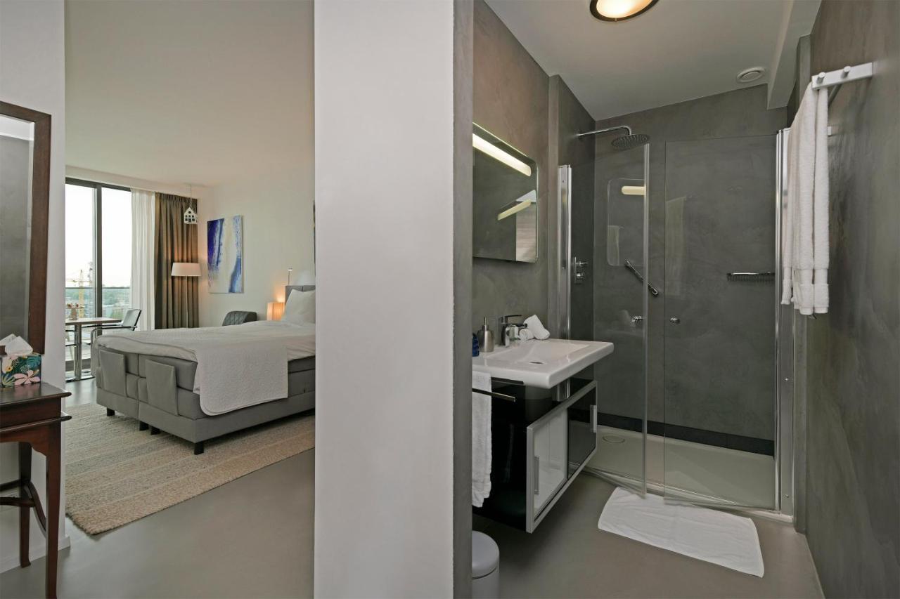 Black Jack Suites Amsterdam Exterior photo
