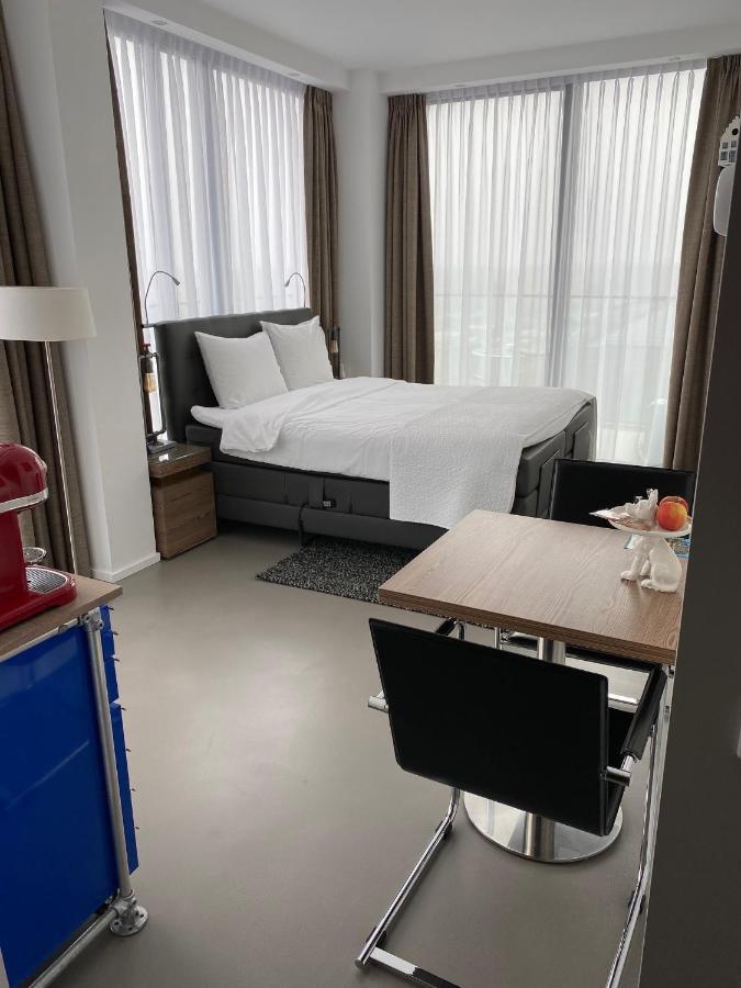 Black Jack Suites Amsterdam Exterior photo