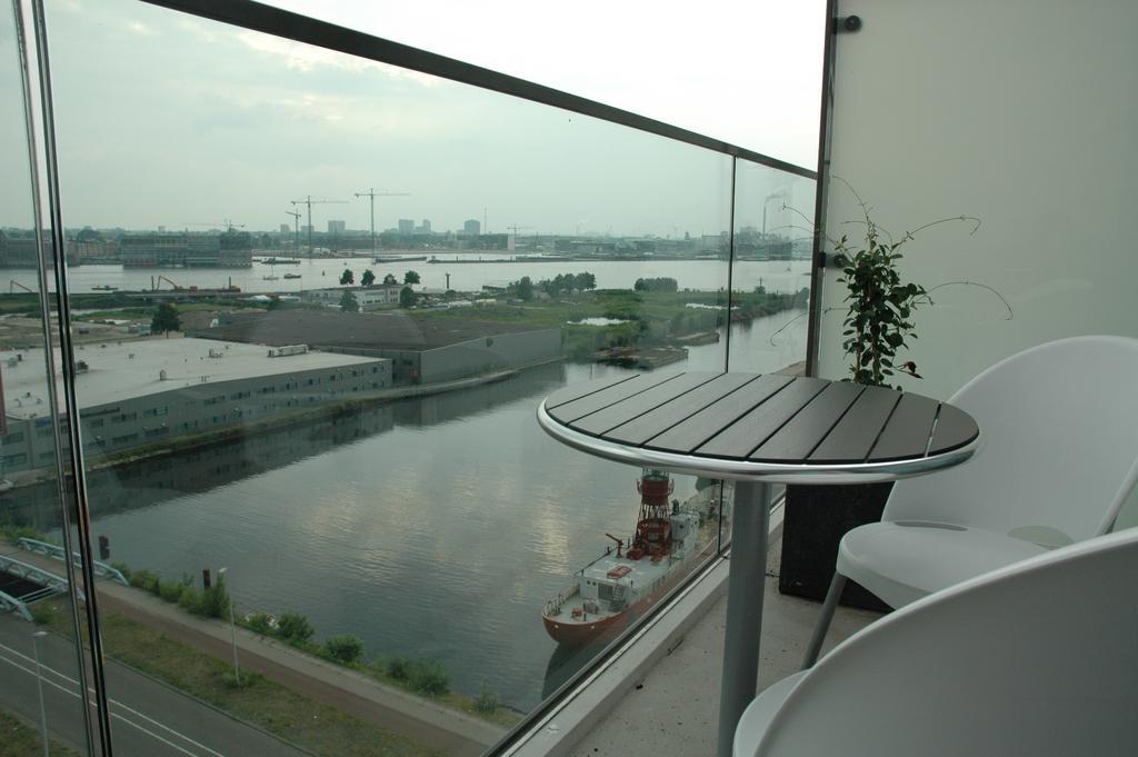 Black Jack Suites Amsterdam Exterior photo