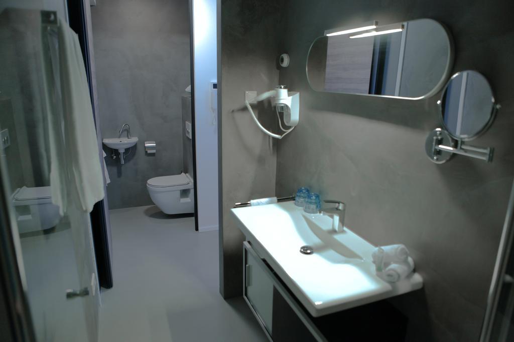 Black Jack Suites Amsterdam Exterior photo